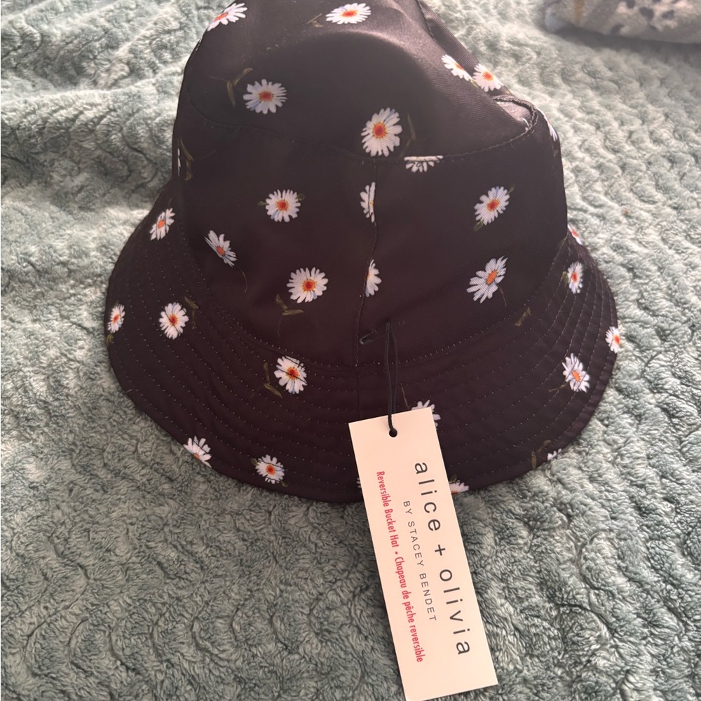 Alice + Olivia Reversible Bucket Hat